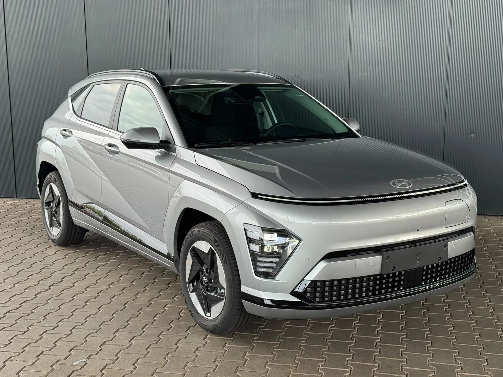 Hyundai Kona e-Kona 64 kWh Comfort 204 к.с. ГАРАНЦИЯ