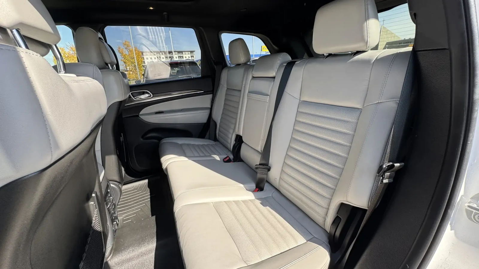 Jeep Grand cherokee 5.7 Sterling Edition, снимка 6 - Автомобили и джипове - 56741882