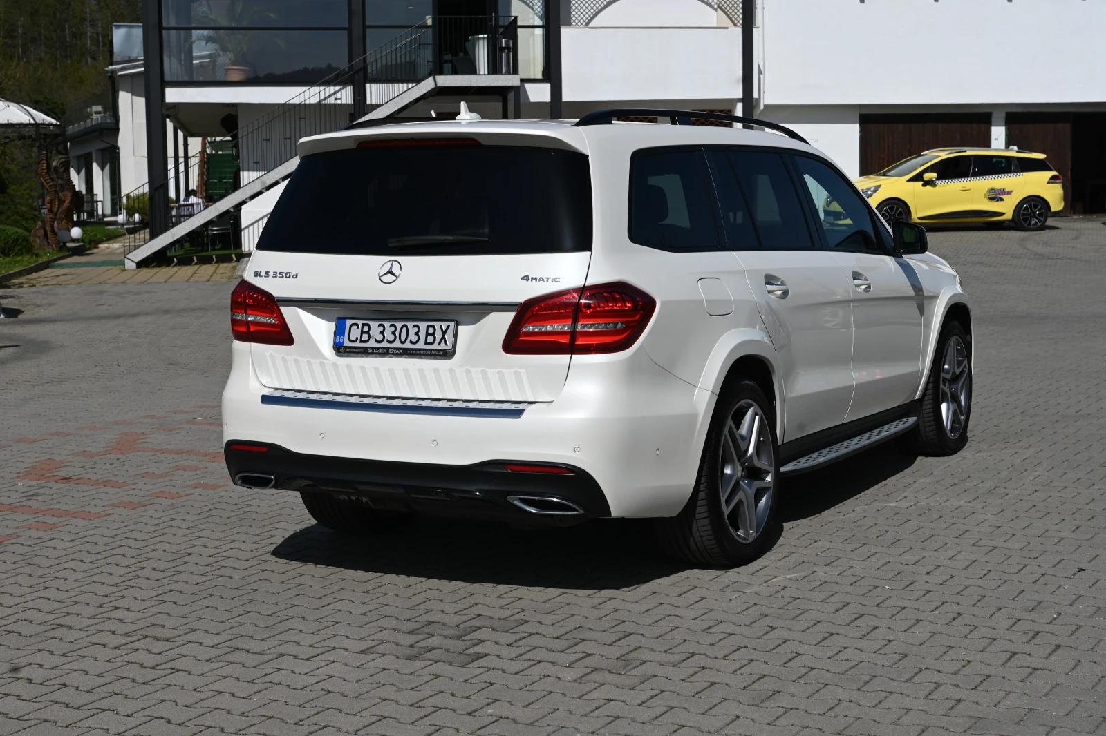 Mercedes-Benz GLS 350 d 4MATIC Designo, снимка 4 - Автомобили и джипове - 56743258