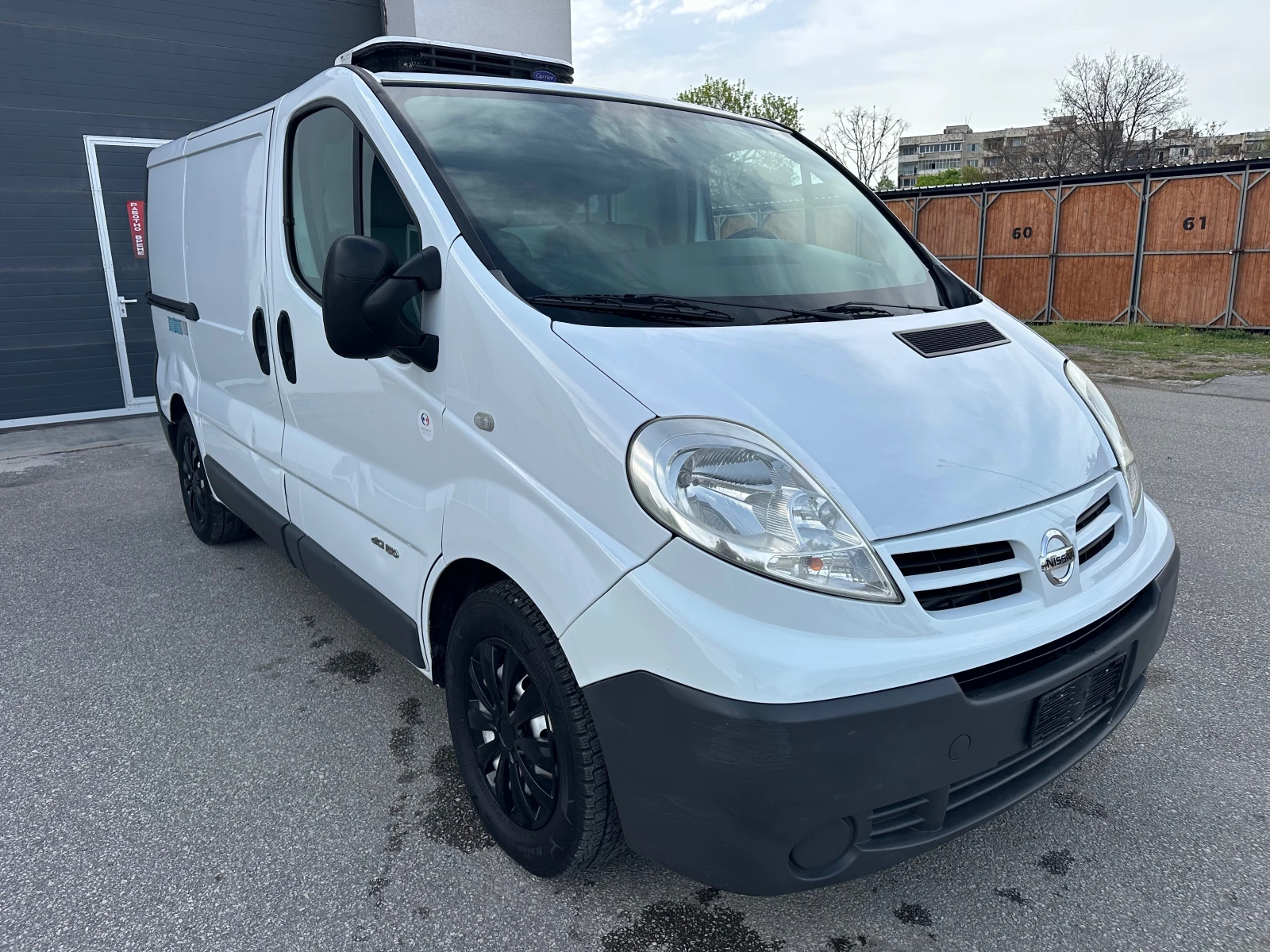 Nissan Primastar 2.5DCi Хладилен Италия 147000км Климатик - изображение 9