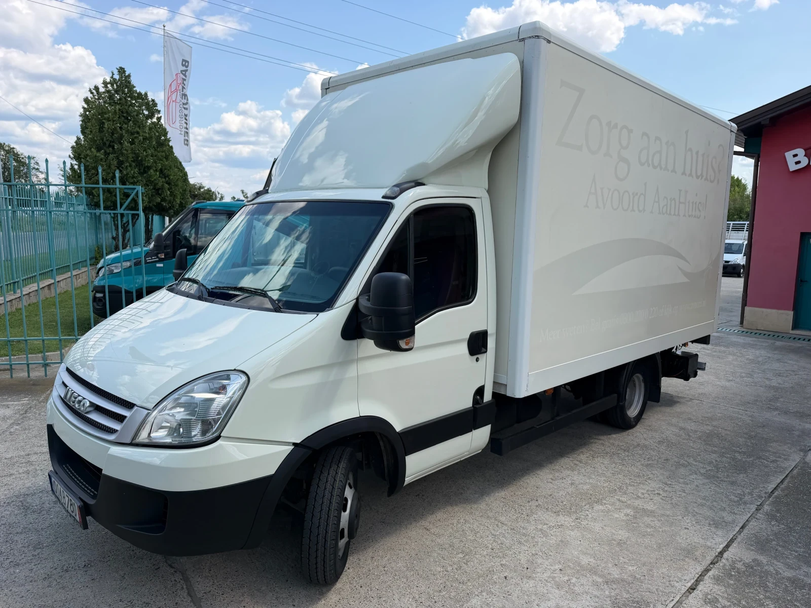 Iveco Daily 3.0HPI* 35C15* Климатик* Падащ борд, снимка 4 - Бусове и автобуси - 55175110