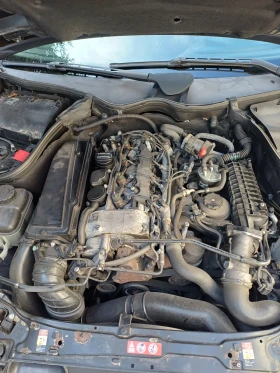 Mercedes-Benz C 200, снимка 13
