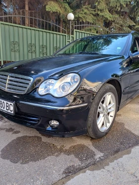 Mercedes-Benz C 200, снимка 1