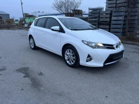 Toyota Auris 1.6 бензин, снимка 2