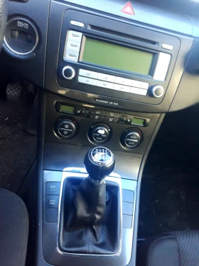 VW Passat 1.6 FSI - 1350 € / 2640.37 лв. - 85214387 8