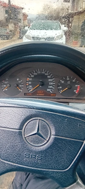 Mercedes-Benz E 250 - 1200 € / 2347.00 лв. - 14646004 3