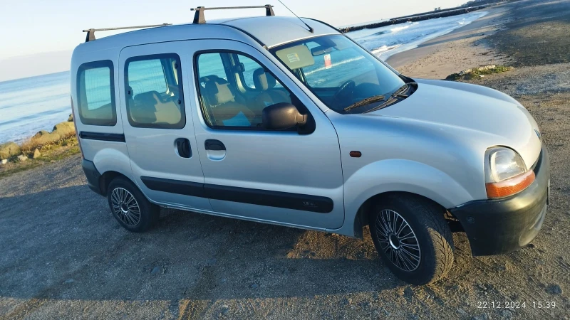 Renault Kangoo, снимка 13 - Автомобили и джипове - 48487845