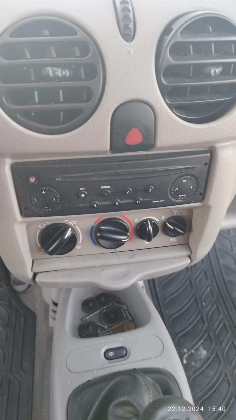 Renault Kangoo, снимка 9 - Автомобили и джипове - 48487845