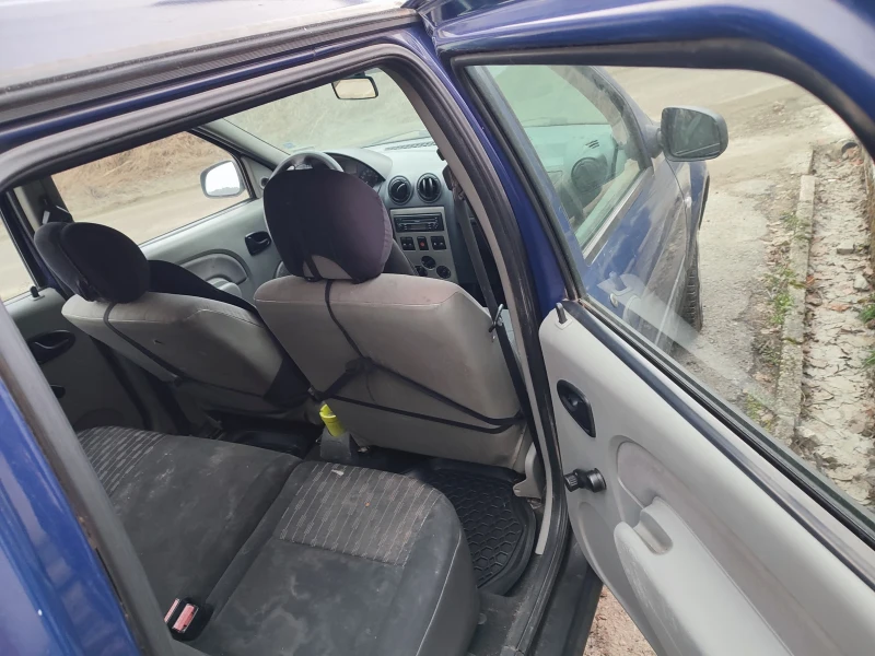 Dacia Logan 1.5dcdi, снимка 6 - Автомобили и джипове - 48929589