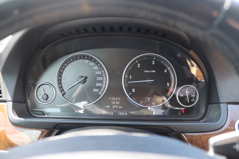 BMW 530 F11, снимка 8 - Автомобили и джипове - 52212918