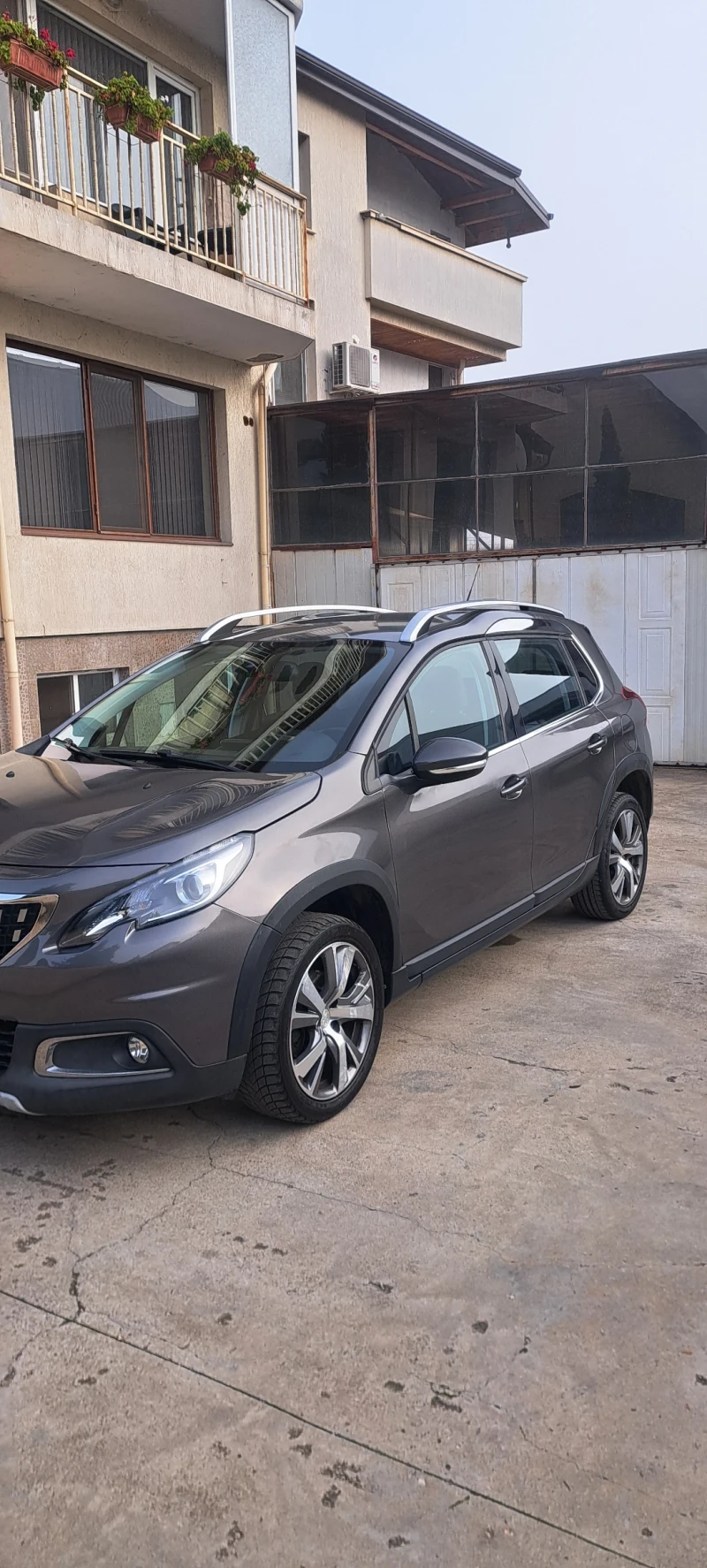 Peugeot 2008 1.6HDI, снимка 2 - Автомобили и джипове - 52536120