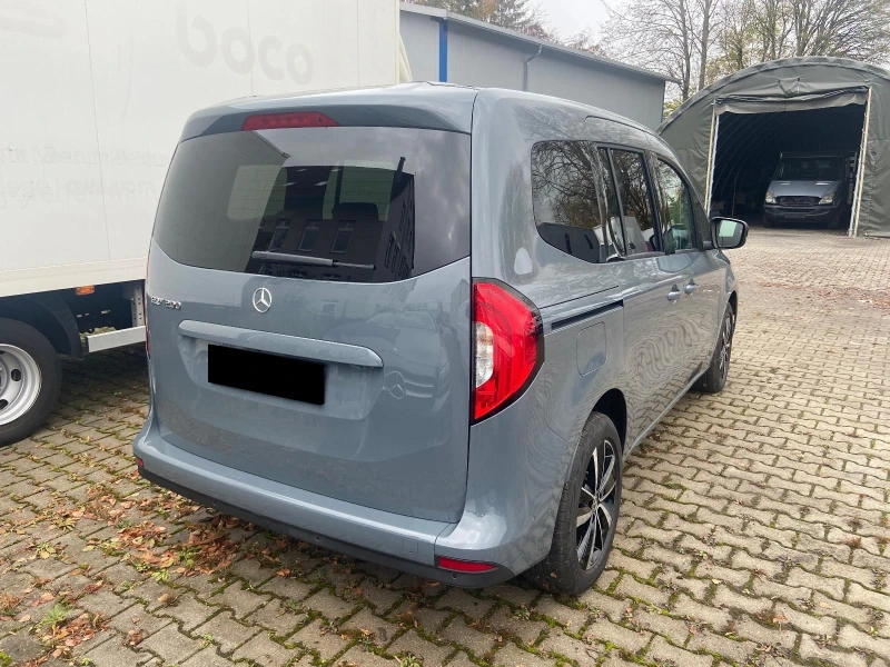 Mercedes-Benz T-класа EQT 200/LED/CAMERA/MBUX NAVI/KEYLESS/, снимка 4 - Автомобили и джипове - 52885671