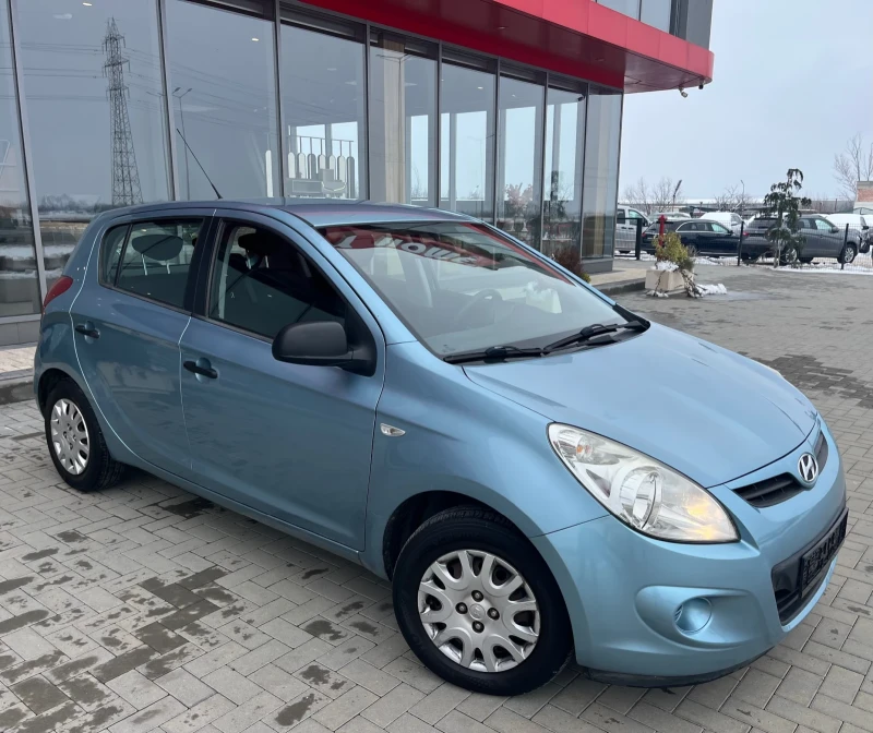 Hyundai I20 Бензин/Климатик, снимка 3 - Автомобили и джипове - 53344099
