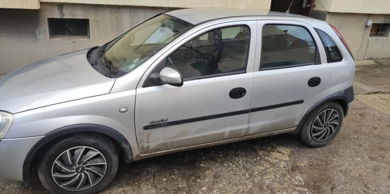 Opel Corsa 1.2 бензин , 75коня , снимка 4 - Автомобили и джипове - 53393376