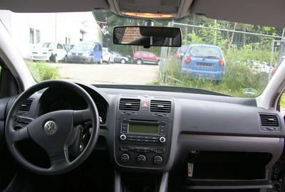 VW Golf 1.9,2.0.1.6i-4X4, снимка 10 - Автомобили и джипове - 488897