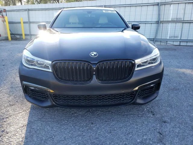 BMW 750 XI M PACK* PANO* ОБДУХВАНЕ* МАСАЖ* HEAD UP* , снимка 1 - Автомобили и джипове - 48479327