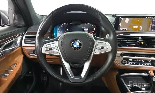 BMW 740 D Xdrive Design Pure Excellence Дистроник HUD , снимка 6 - Автомобили и джипове - 55827163