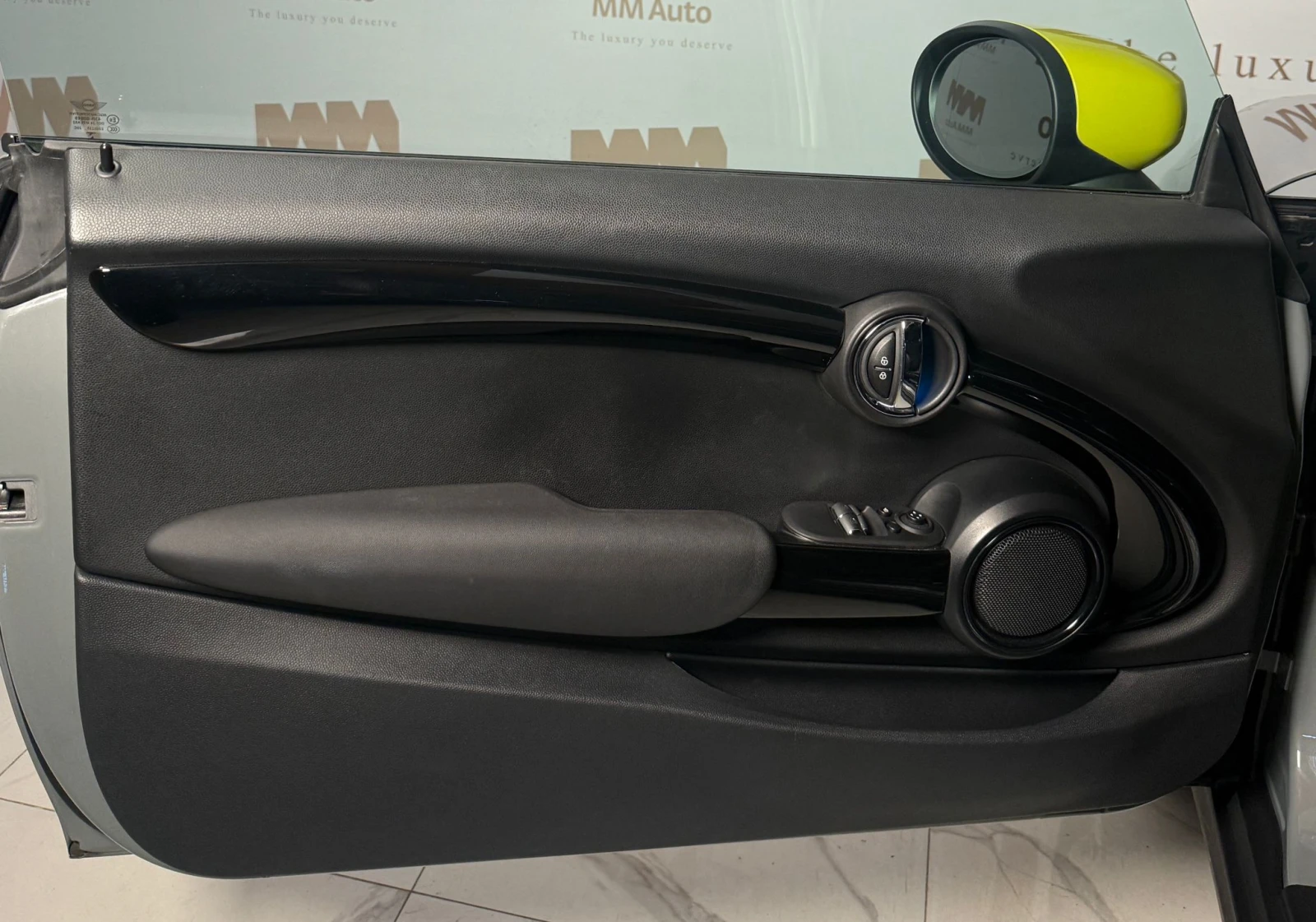 Mini Cooper SE* Водна помпа* Камера* Keyless* Carplay - изображение 6