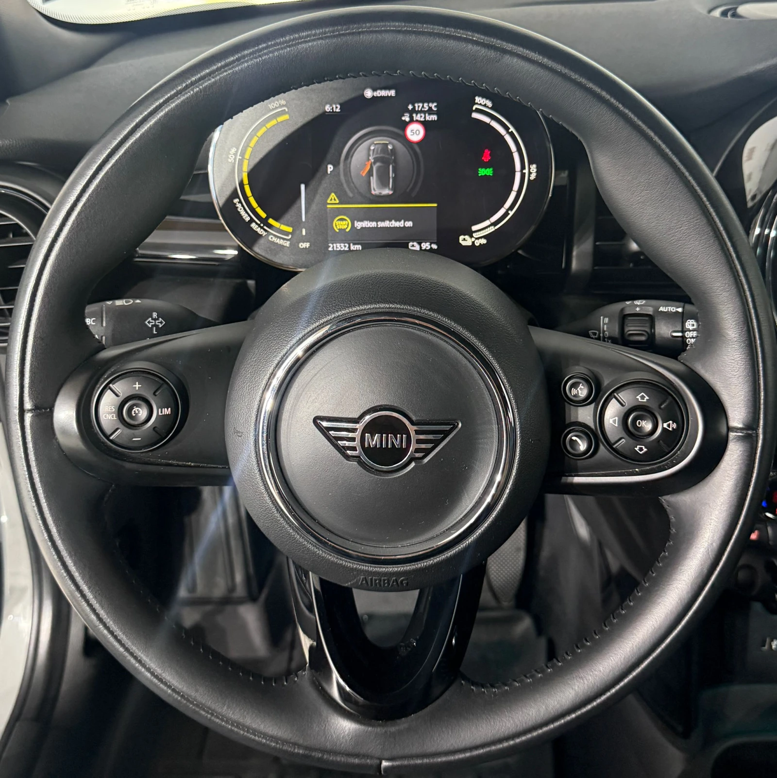 Mini Cooper SE* Водна помпа* Камера* Keyless* Carplay - изображение 10