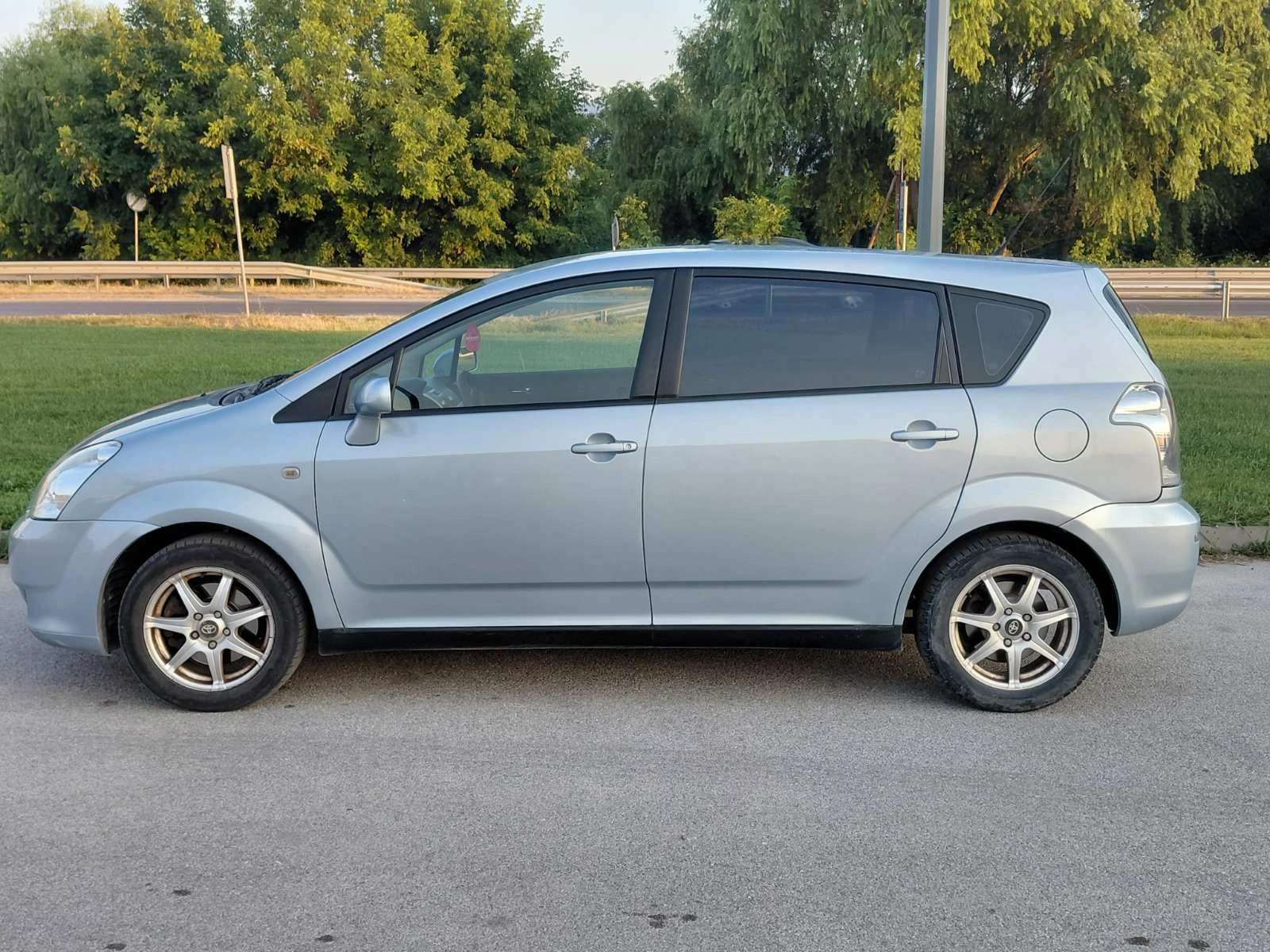 Toyota Verso  - изображение 4
