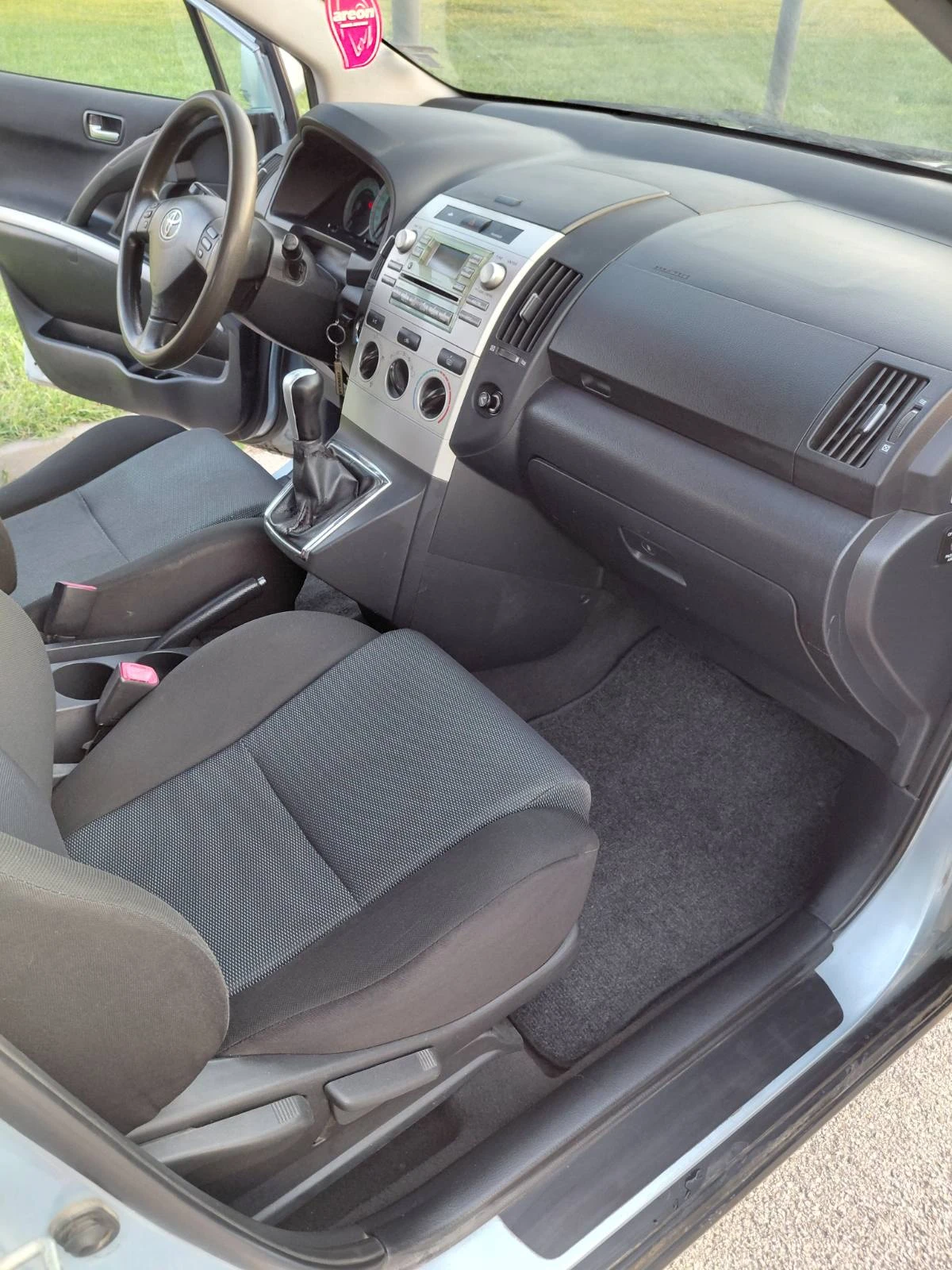 Toyota Verso  - изображение 7