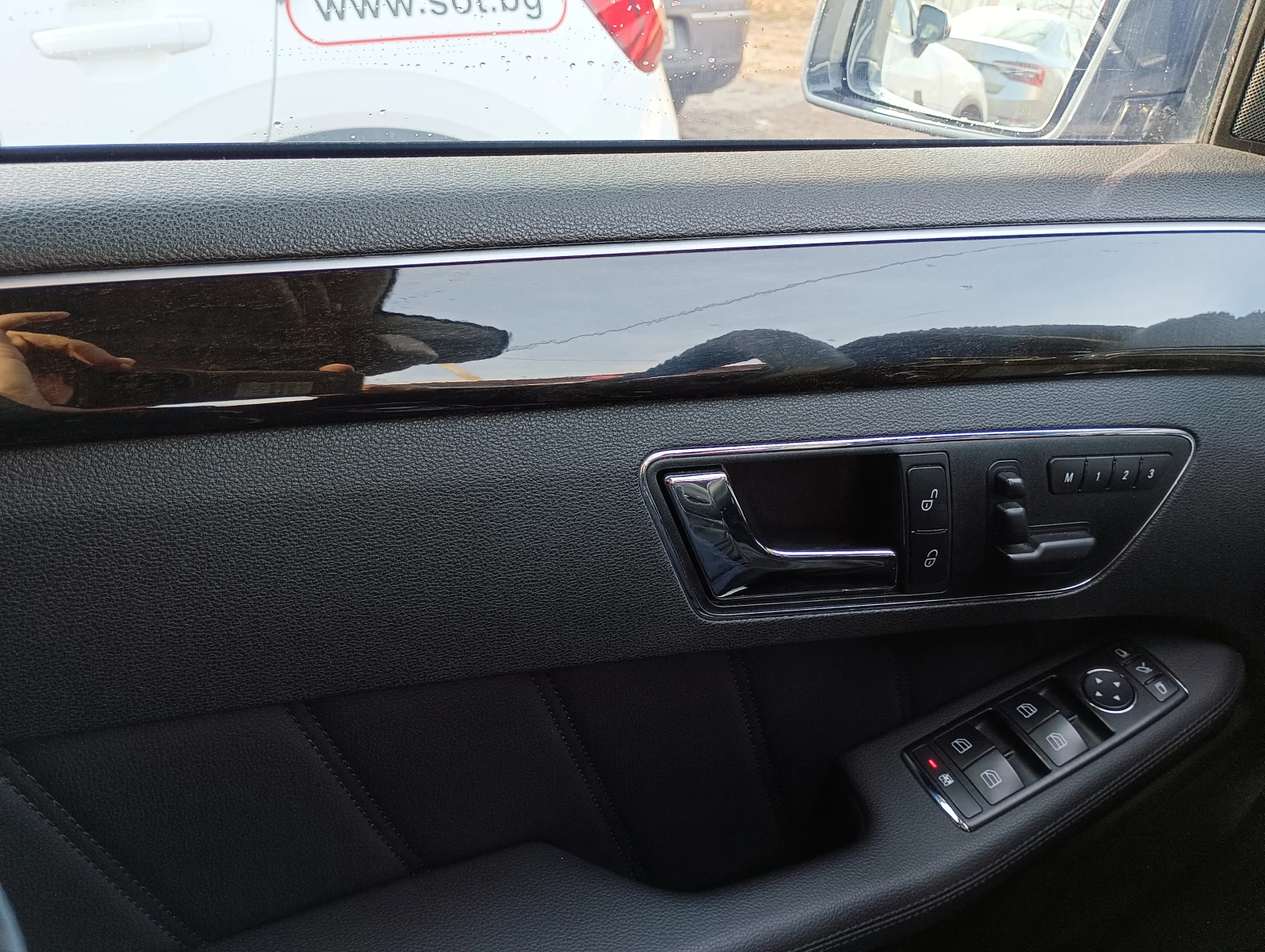 Mercedes-Benz E 500  - изображение 3