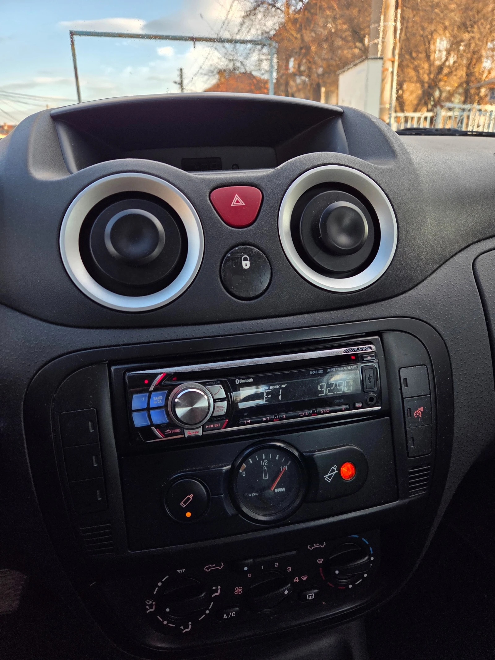 Citroen C3 1.4i   | Mobile.bg   11