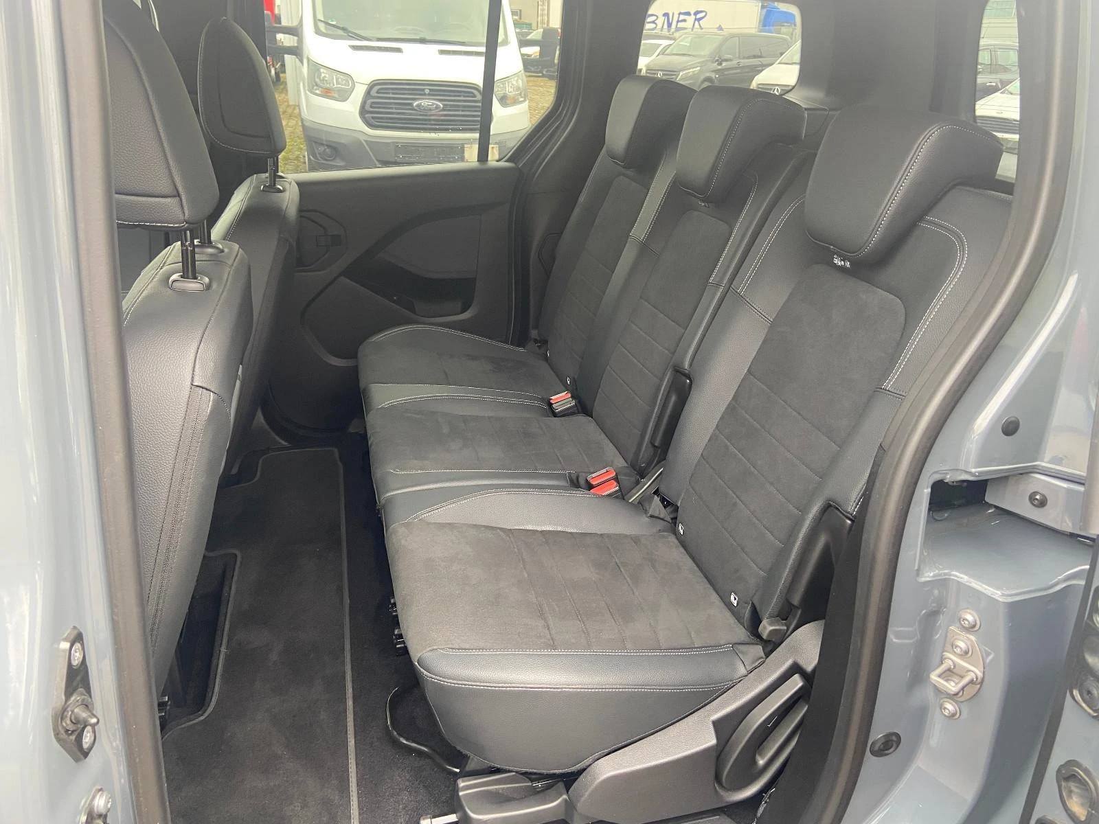 Mercedes-Benz T-����� EQT 200/LED/CAMERA/MBUX NAVI/KEYLESS/ | Mobile.bg � ����������� 13
