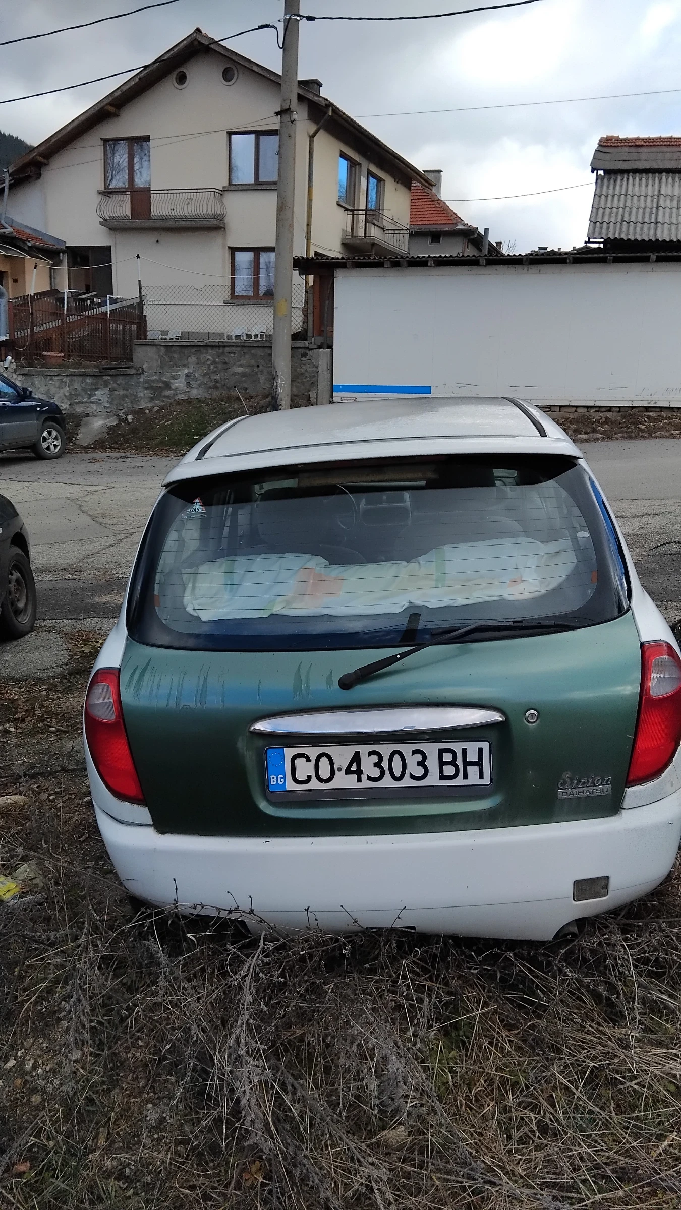 Daihatsu Sirion 1.0 4x4  - изображение 3