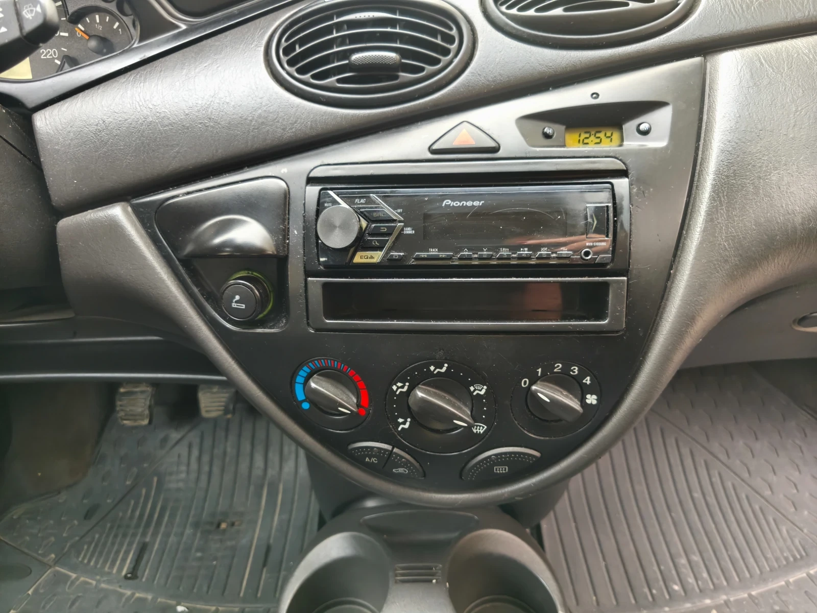 Ford Focus  - изображение 8