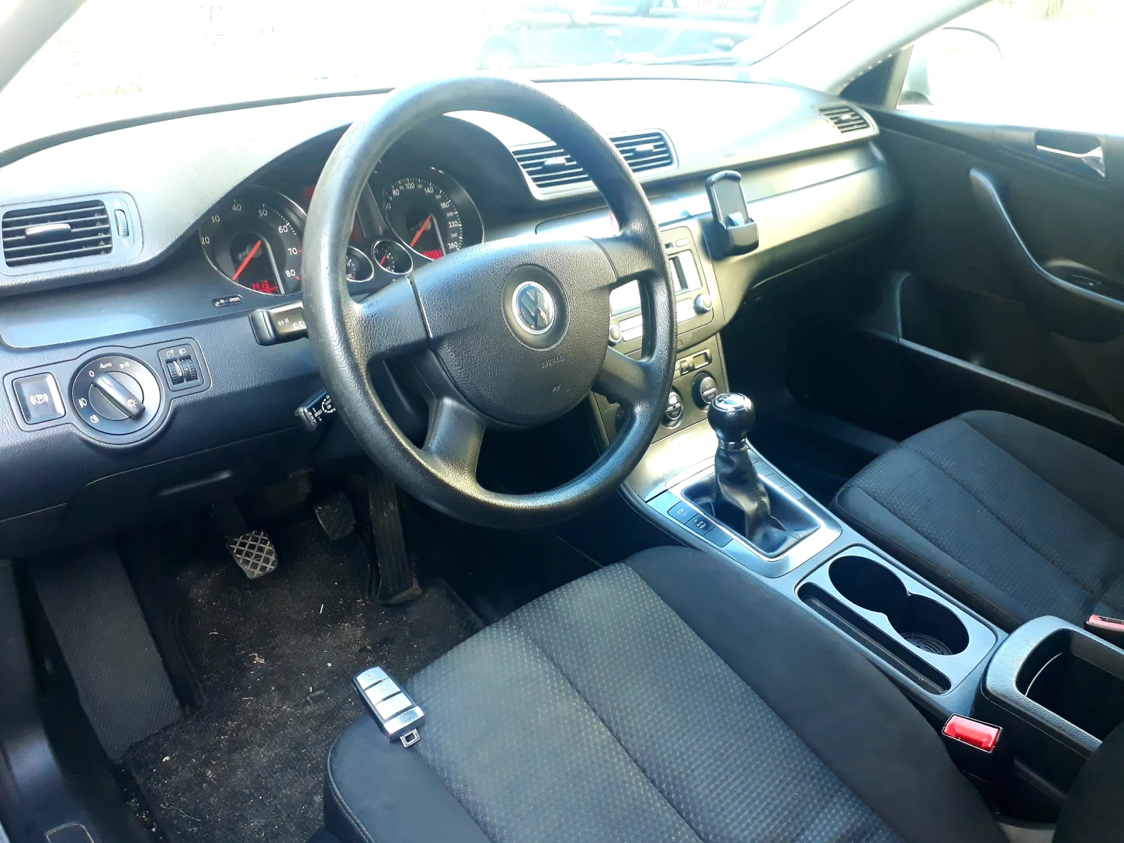 VW Passat 1.6 FSI - изображение 6