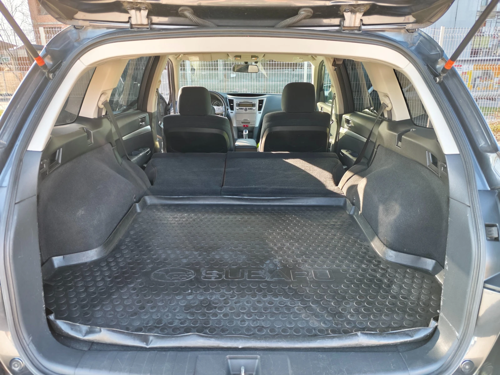 Subaru Outback, снимка 13 - Автомобили и джипове - 53832709