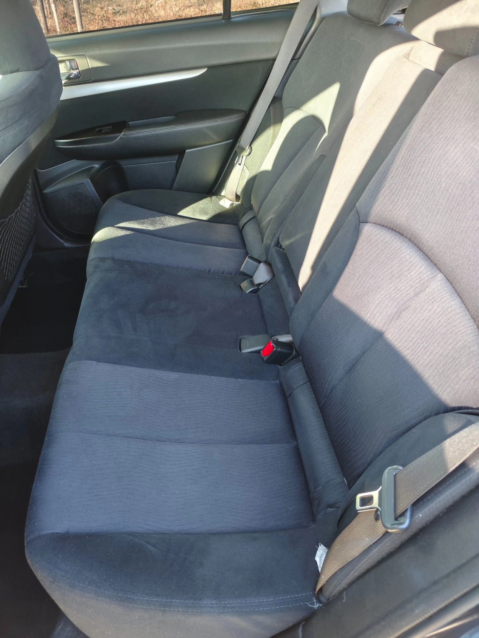 Subaru Outback, снимка 16 - Автомобили и джипове - 53832709