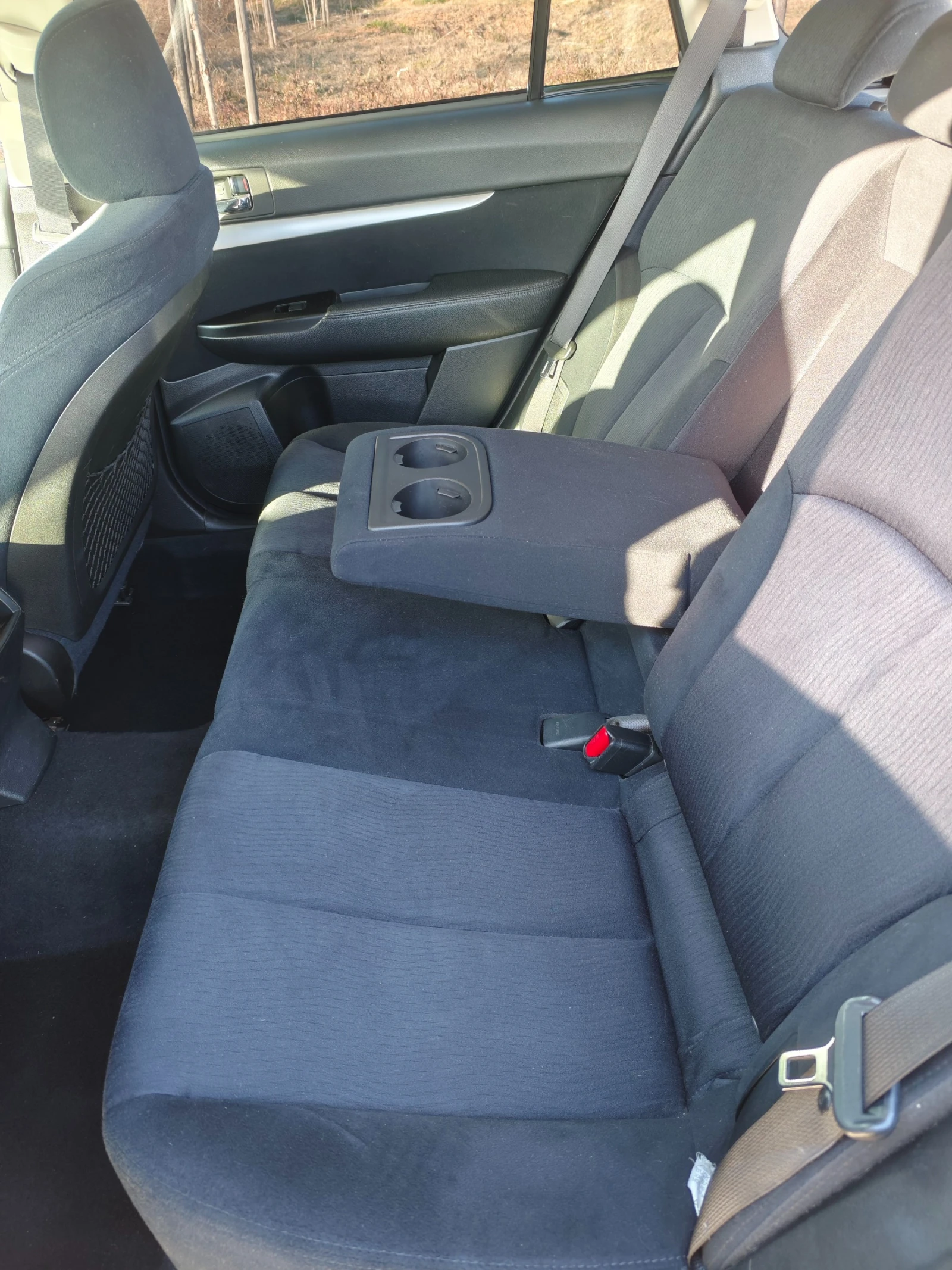 Subaru Outback, снимка 15 - Автомобили и джипове - 53832709