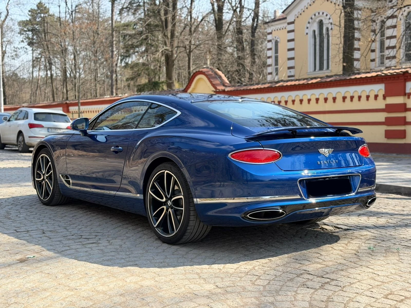 Bentley Continental gt W12 Mulliner AWD, снимка 4 - Автомобили и джипове - 53901036