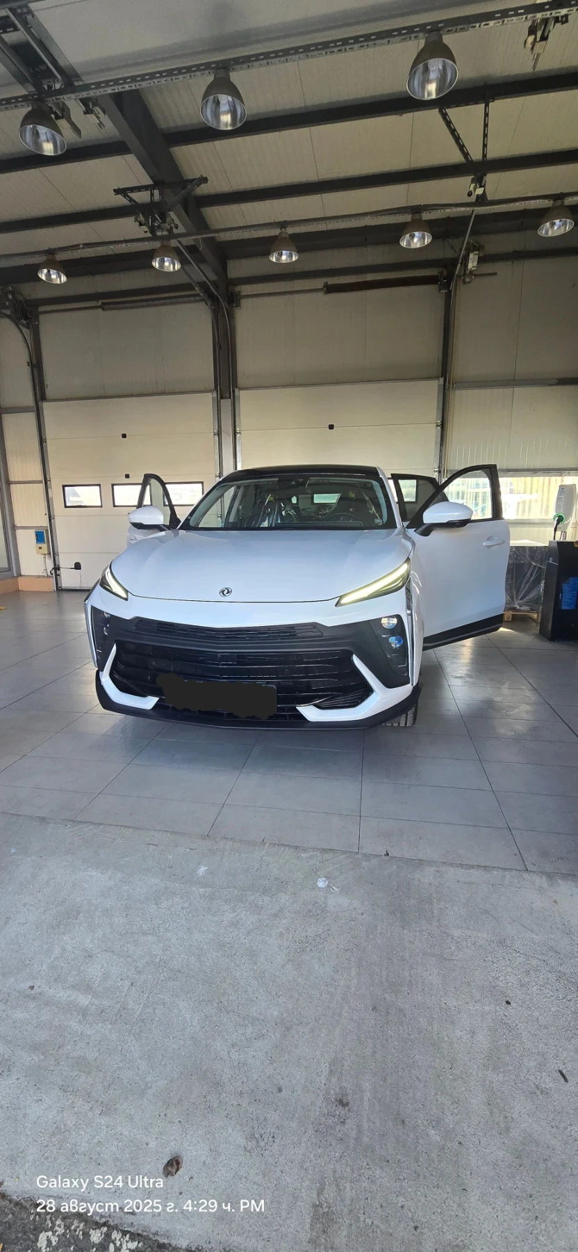 DONGFENG T5-EVO HEV, снимка 3 - Автомобили и джипове - 54150122