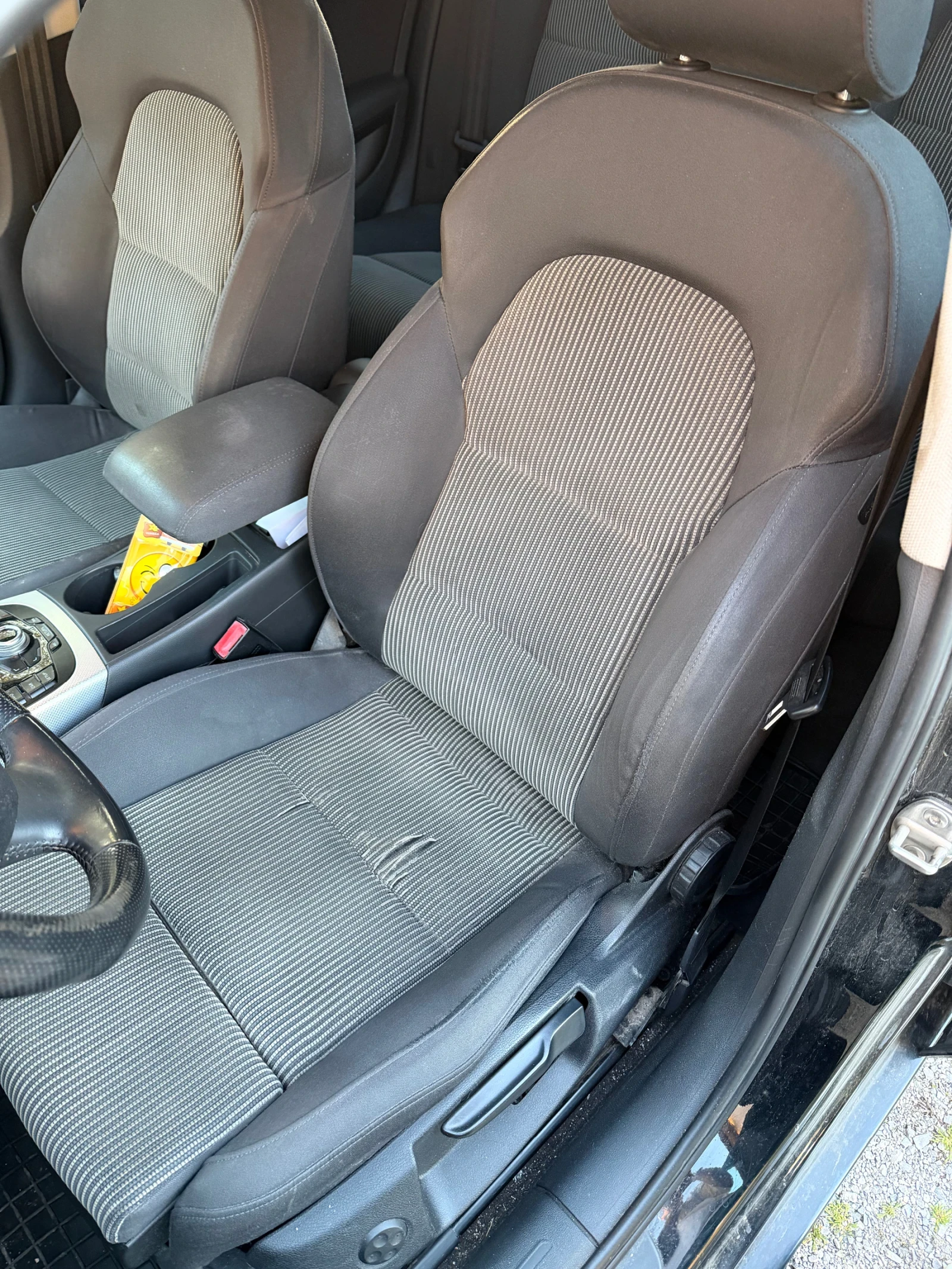 Audi A4 B8 143кс 2.0 TDI, снимка 8 - Автомобили и джипове - 54426940