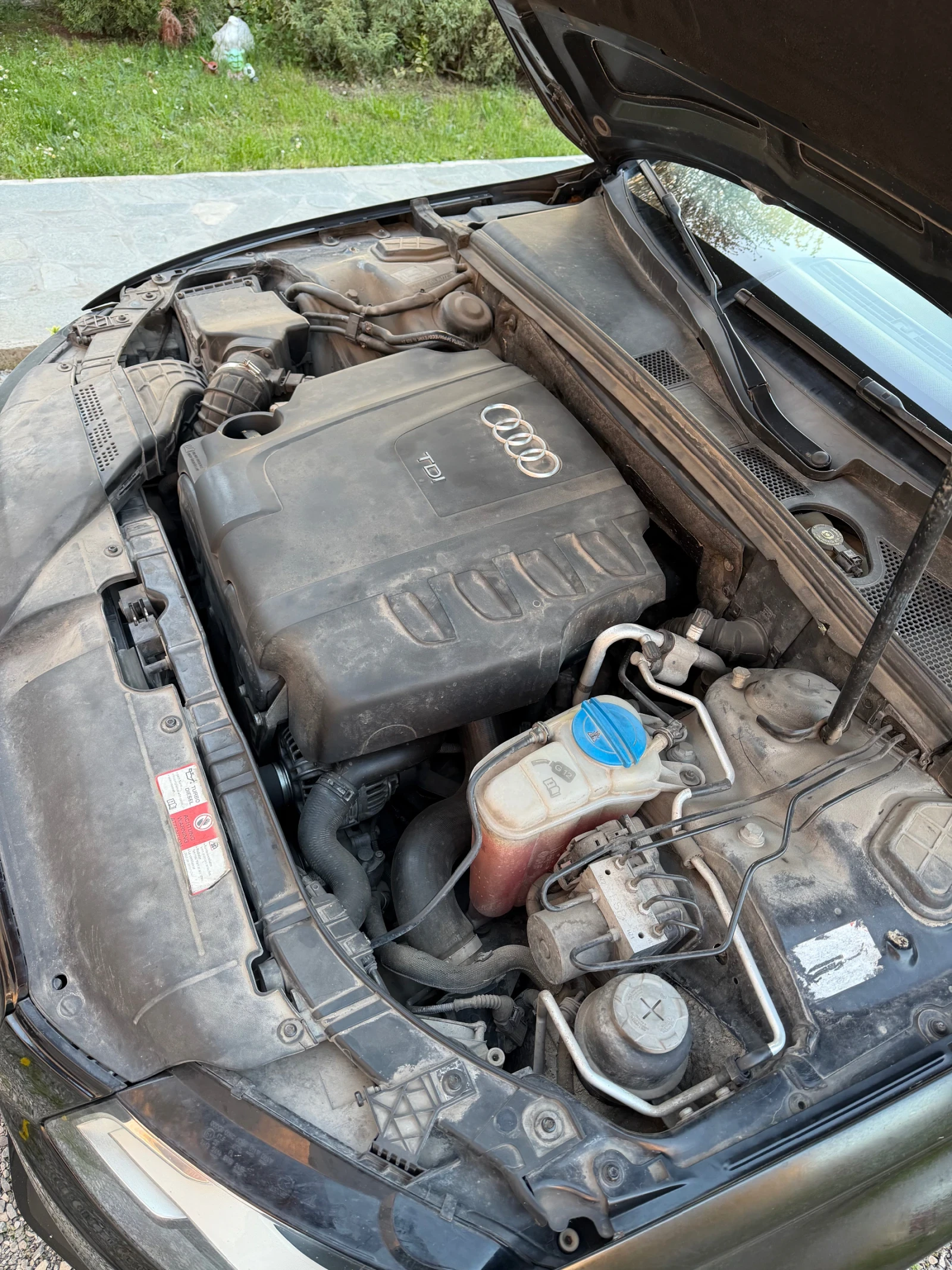 Audi A4 B8 143кс 2.0 TDI, снимка 12 - Автомобили и джипове - 54426940