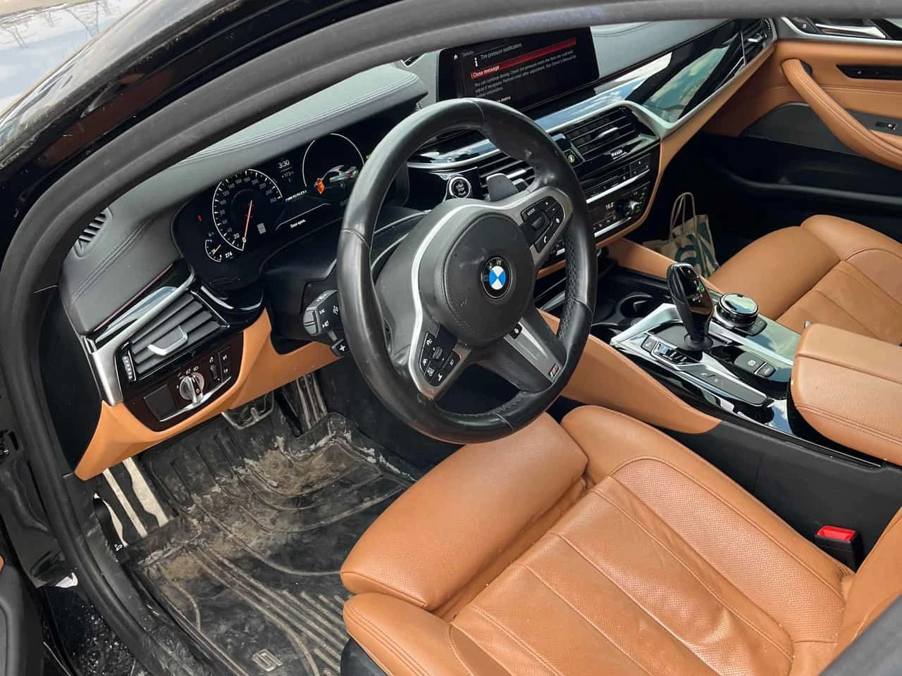 BMW 550 xDrive/ШИБИДАХ/HEAD-UP DISPLAY/ДИСТРОНИК/360, снимка 7 - Автомобили и джипове - 54528496