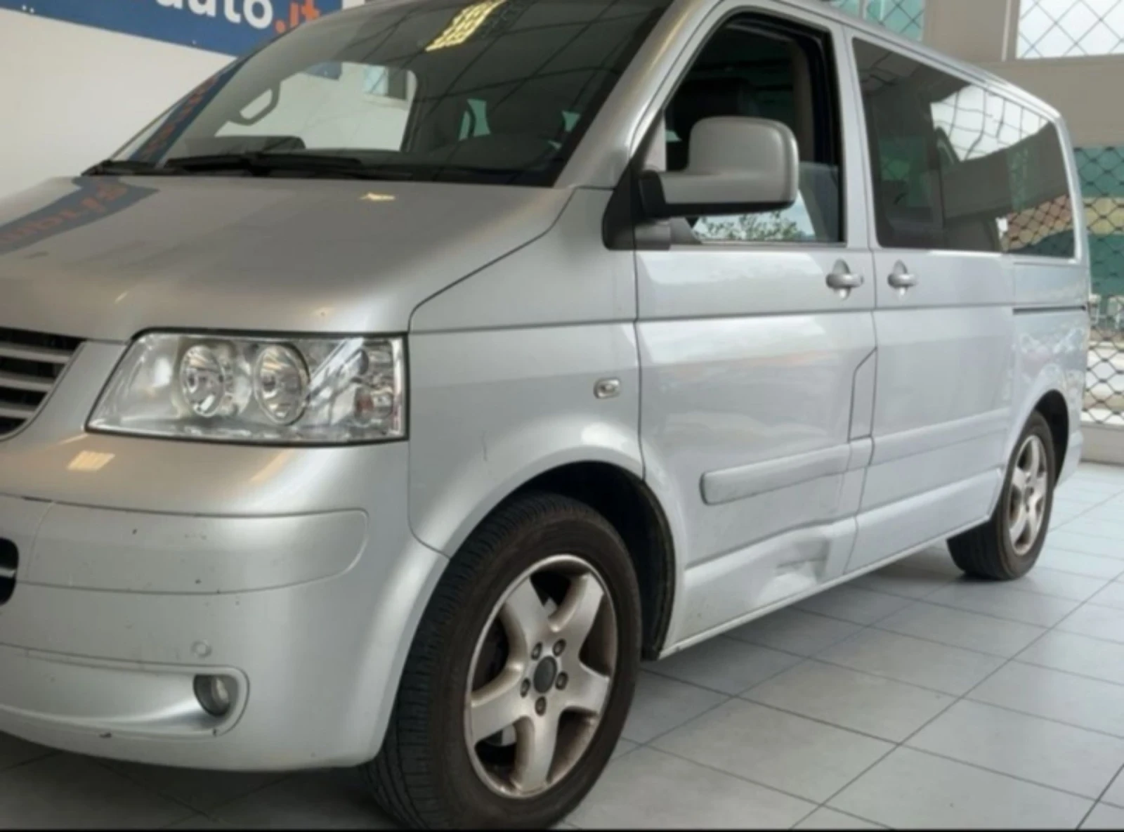 VW Multivan 2.5 TDI / ��� � ������ | Mobile.bg � ����������� 4