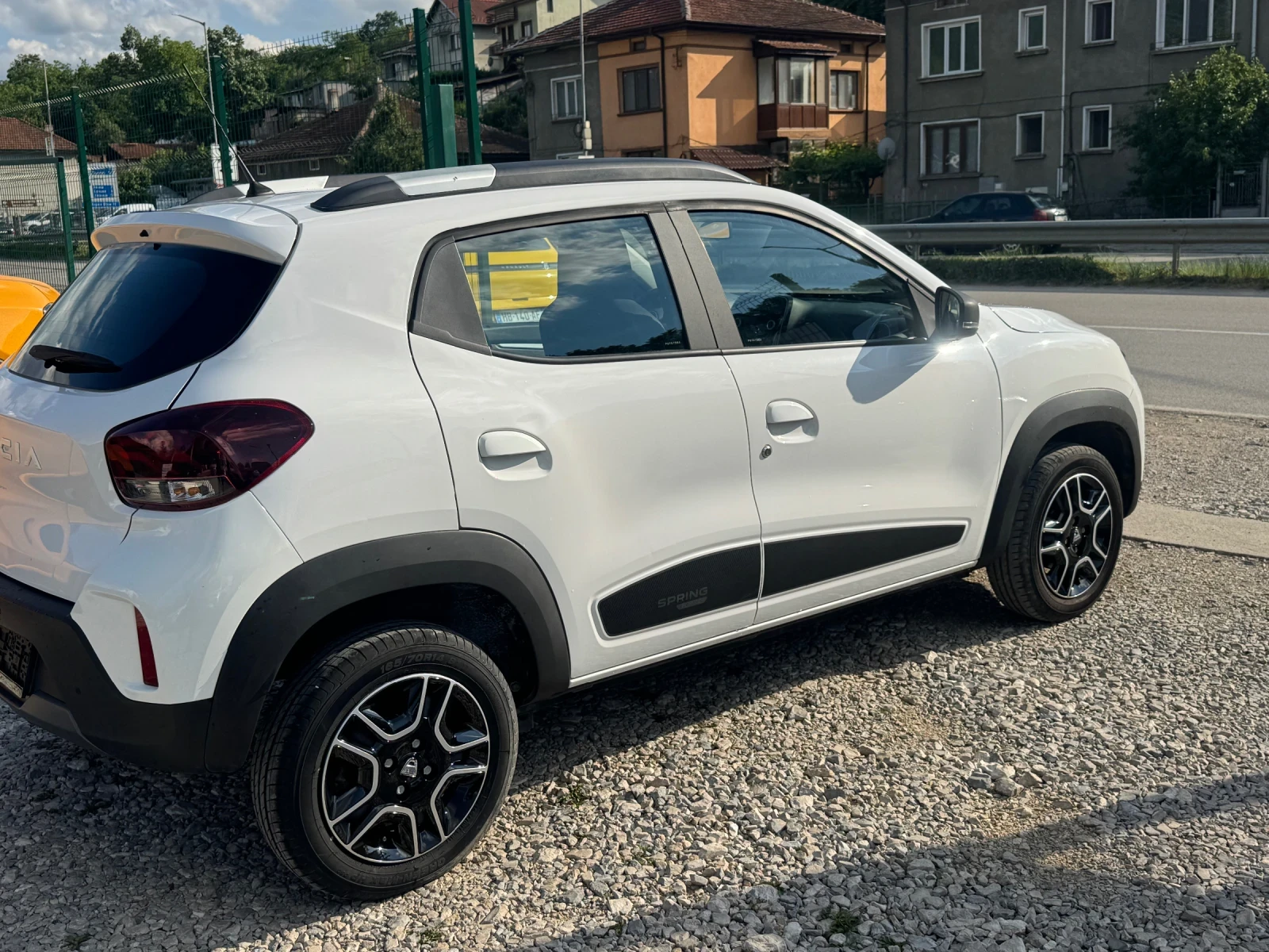 Dacia Spring 21053 км, снимка 4 - Автомобили и джипове - 54963207