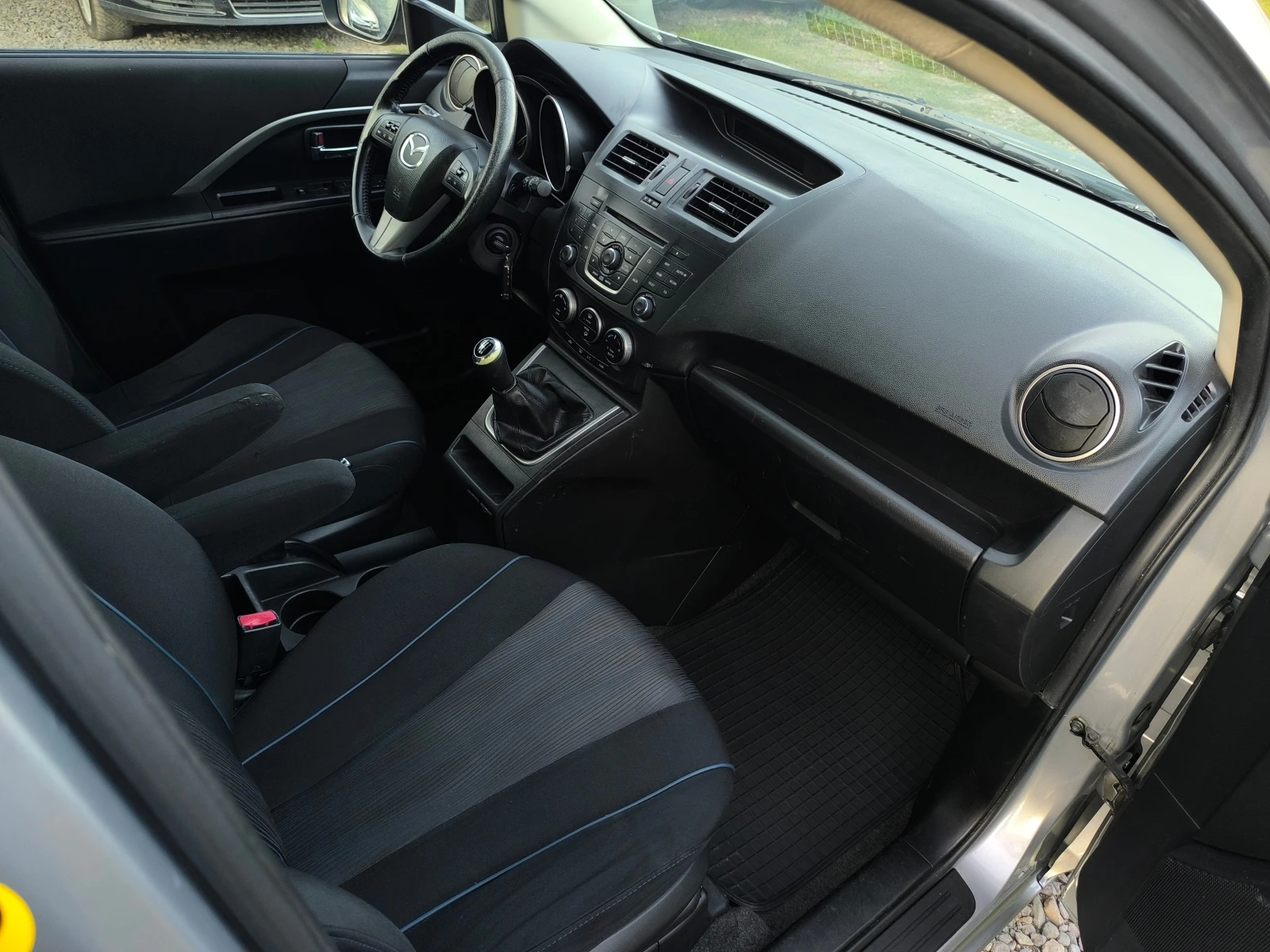 Mazda 5 -FACE LIFT-1.6HDI-116кс-6 скорости-7 места-КЛИМА-, снимка 15 - Автомобили и джипове - 55740837