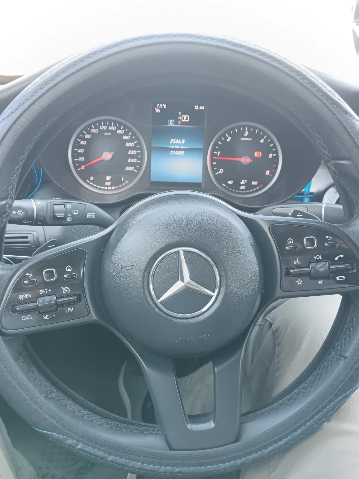 Mercedes-Benz C 220, снимка 3 - Автомобили и джипове - 55781126