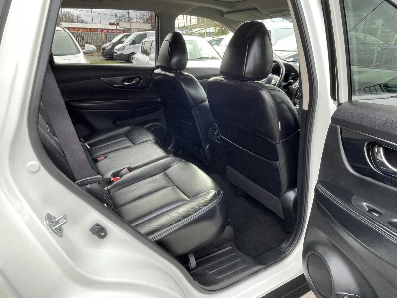 Nissan X-trail 1.6DCI-AВТОМАТ.ПАНОРАМА.7М.-ЛИЗИНГ, снимка 13 - Автомобили и джипове - 52693088
