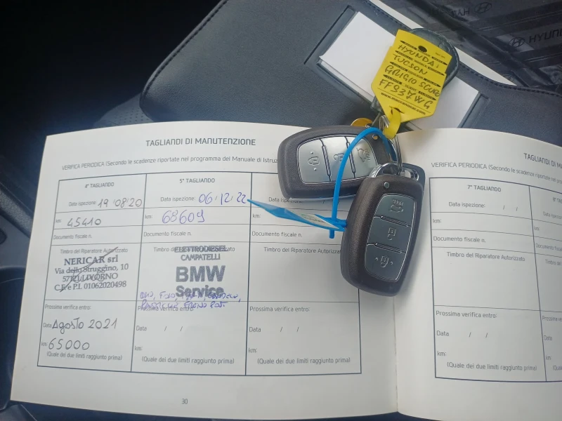 Hyundai Tucson 1.6 i FULL PANORAMA, снимка 17 - Автомобили и джипове - 52827185