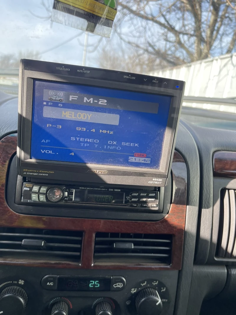 Jeep Grand cherokee 2.5 дизел, снимка 14 - Автомобили и джипове - 53044666