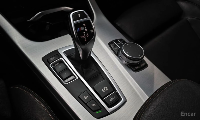 BMW X4, снимка 9 - Автомобили и джипове - 53309563