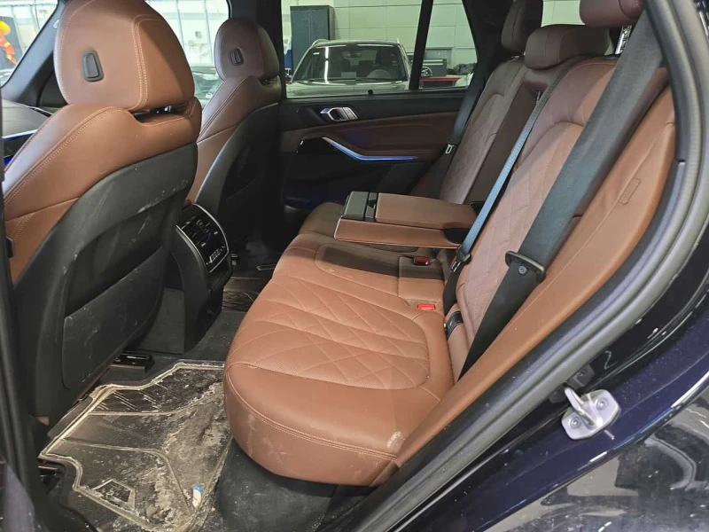 BMW X5  xDrive40i | SWAROVSKI | LAZER | CARFAX, снимка 14 - Автомобили и джипове - 53508457