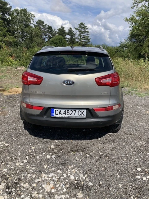 Kia Sportage, снимка 13 - Автомобили и джипове - 46513592