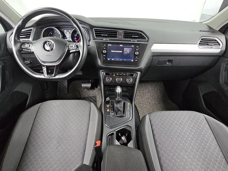 VW Tiguan 20 TDI, снимка 7 - Автомобили и джипове - 55560249